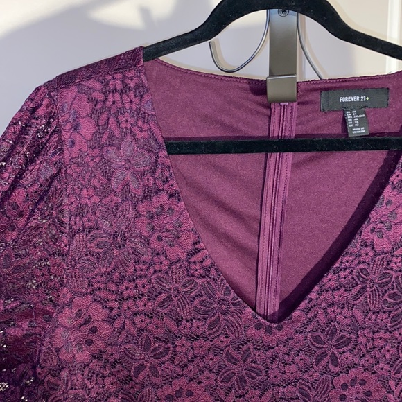 Chic long sleeve aubergine dress, above the knees - Picture 2 of 3